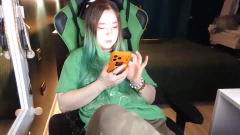 Hentaishiing online show from November 18, 6:09 pm