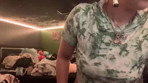 HiGHNESS CANNA online show from November 1, 9:46 am