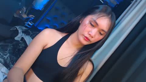 yuricah online show from January 21, 6:11 am