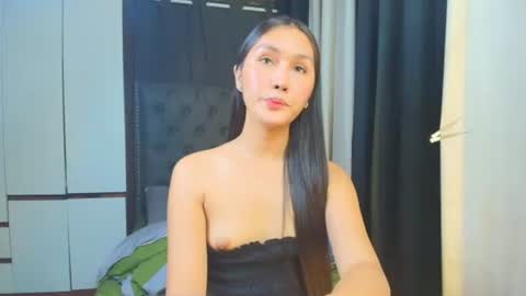 yuricah online show from October 21, 5:00 am