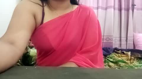 himuhimu22 online show from February 5, 7:10 pm