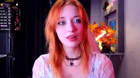 Ella online show from November 30, 7:51 pm