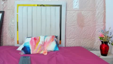 holly online show from November 26, 7:26 pm