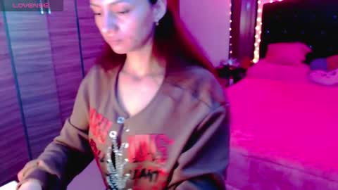 Juli online show from November 5, 4:07 am