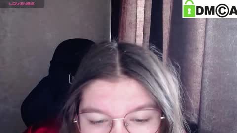 Welcome guys  Pleasure to see you all here  My name is MichaelaTip menu is active Private is open  online show from February 11, 5:31 am