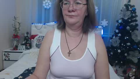 holymilfa online show from December 25, 12:47 pm