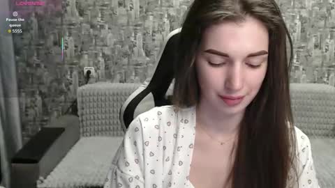 Nancy online show from October 18, 11:35 am