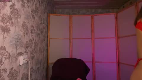 the perfectgirl online show from February 15, 11:17 am