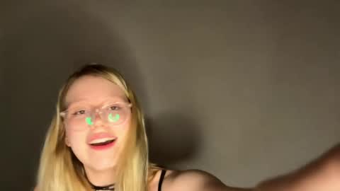 Audrey online show from January 9, 12:25 am