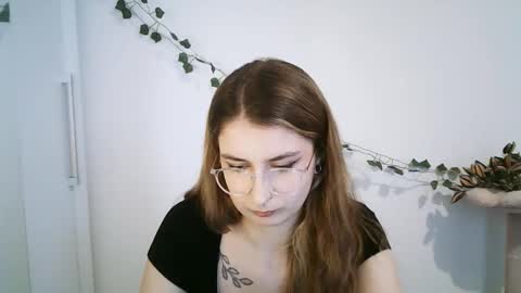 NINA online show from February 20, 8:05 am