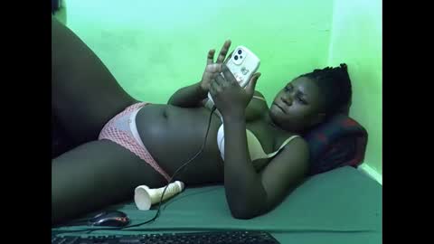 hot_girlly online show from December 13, 7:53 pm