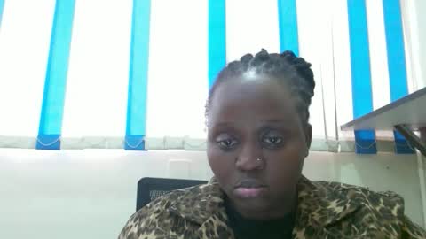 Linah online show from November 20, 5:30 am