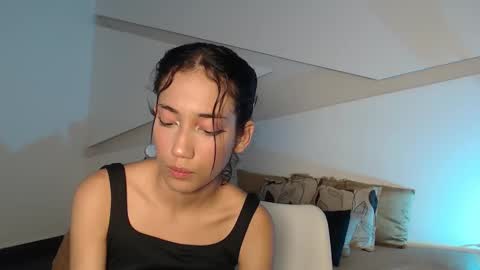 Alana online show from October 7, 9:41 pm