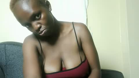 hot_sexxy_baby online show from February 24, 7:23 pm