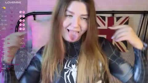 hotaleksaa online show from November 6, 2:06 am