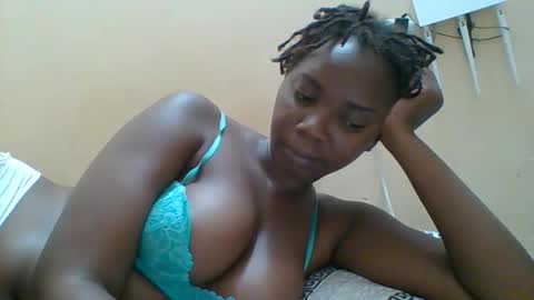 Queen online show from February 14, 6:21 pm