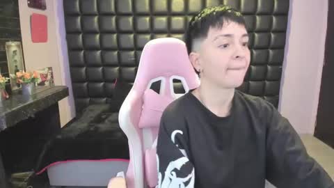 hannah online show from November 24, 12:18 pm