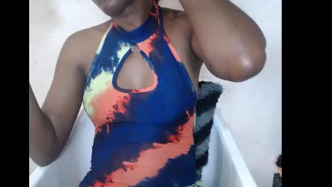 Snapshot of hotjessie0 chatting on October 26, 8:32 am hotjessie0 online show from October 26, 8:32 am