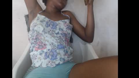 hotjessie0 online show from November 20, 8:04 am