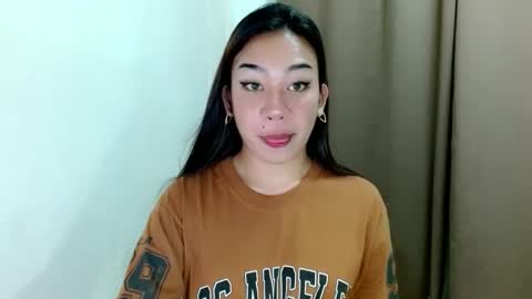 jelaigrande  online show from November 15, 10:33 pm