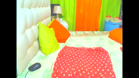 THEONE online show from February 26, 8:35 pm