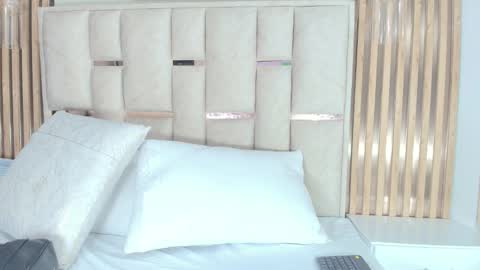 Natalie  online show from September 24, 2:32 am