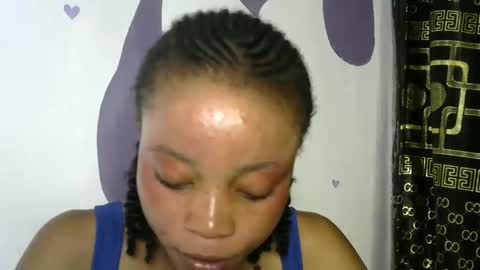 hottie baddie14 online show from October 25, 10:49 pm