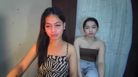 Snapshot of hottiescummerx chatting on December 13, 6:27 pm N I C A online show from December 13, 6:27 pm