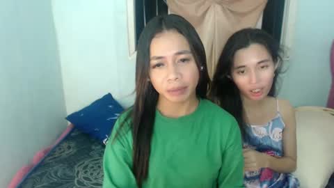 Snapshot of hottiescummerx chatting on March 3, 3:48 pm N I C A online show from March 3, 3:48 pm