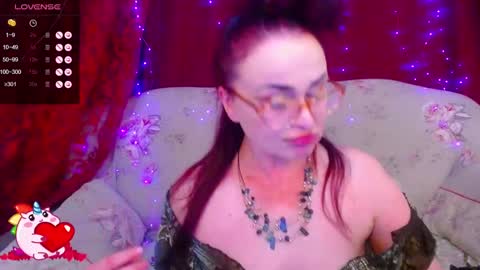 Snapshot of hotzlata chatting on March 9, 9:25 pm Hotzlata online show from March 9, 9:25 pm