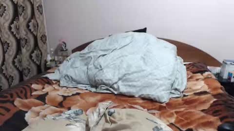 hugeassdevil online show from October 29, 2:53 pm