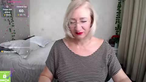 Snapshot of hunters_woman chatting on October 21, 12:20 pm Irena online show from October 21, 12:20 pm