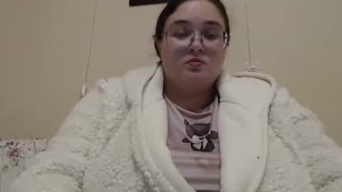 Snapshot of i_fucked_u_yesterday chatting on September 28, 7:30 pm Dominika online show from September 28, 7:30 pm