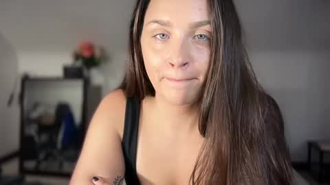 Crystal online show from October 22, 4:12 pm