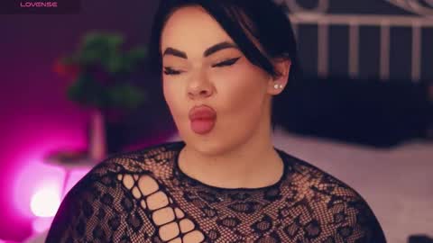 Lila online show from November 21, 5:04 pm