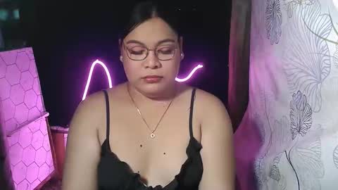 iana online show from February 21, 3:51 am