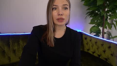 Danielle online show from January 19, 2:17 pm