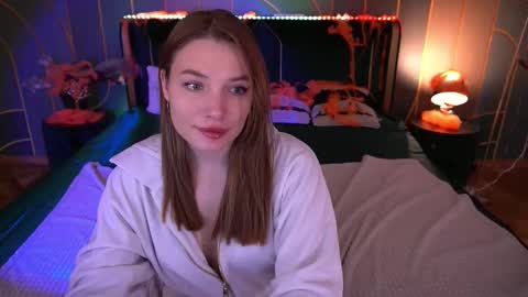 Danielle online show from October 25, 12:35 pm