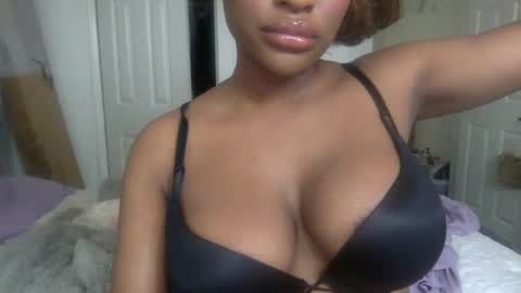 icedcoffeex online show from February 10, 9:15 pm