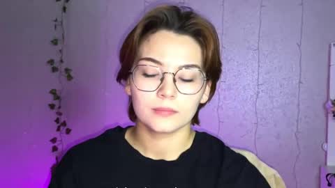 Ksenia online show from December 3, 6:21 pm