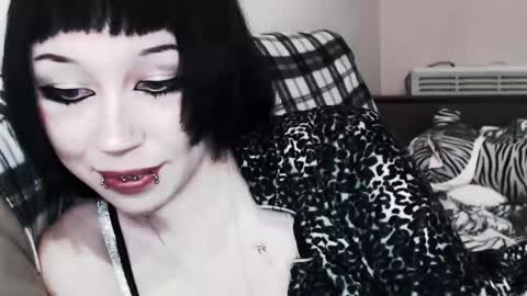 Snapshot of iiiiiiis chatting on October 27, 12:50 am iiiiiiis online show from October 27, 12:50 am
