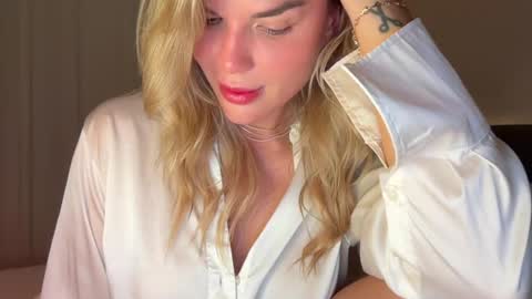 Ivy online show from January 25, 2:47 am