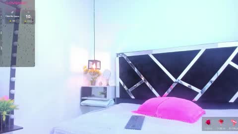 Isabella online show from November 12, 1:53 pm