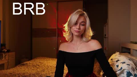 ileanacampbel online show from March 3, 5:05 am