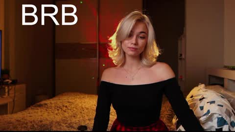 ileanacampbel online show from January 20, 5:04 am