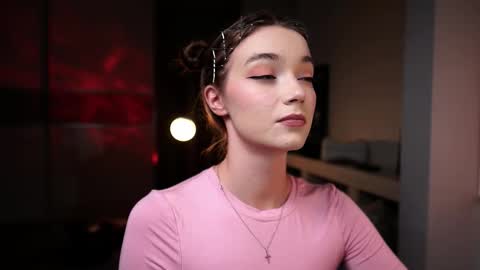 ileanacampbel online show from November 12, 6:00 am