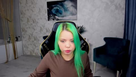 Roxy online show from February 25, 7:45 pm