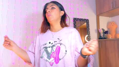 im_anna_ online show from January 16, 4:25 pm