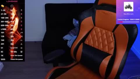 Laia online show from October 15, 2:03 am