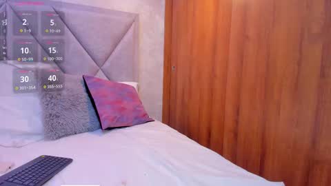 Manu  online show from November 15, 12:55 am